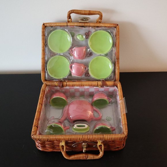 Vintage Porcelain Tea Set - Picture 1 of 7